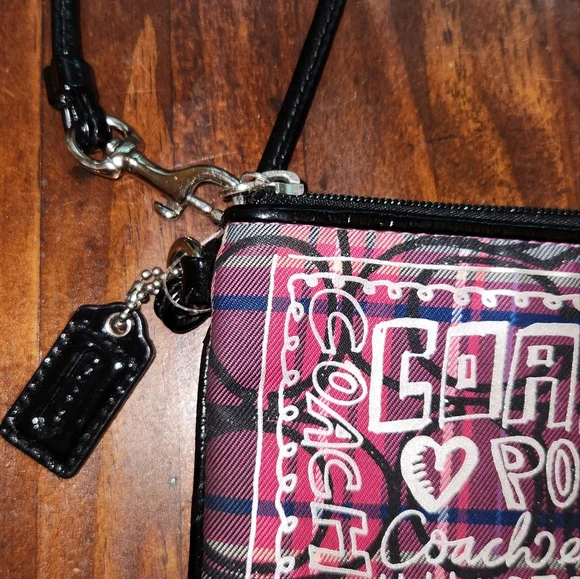 Coach Poppy Multicolor Plaid Wristlet - Picture 3 of 5